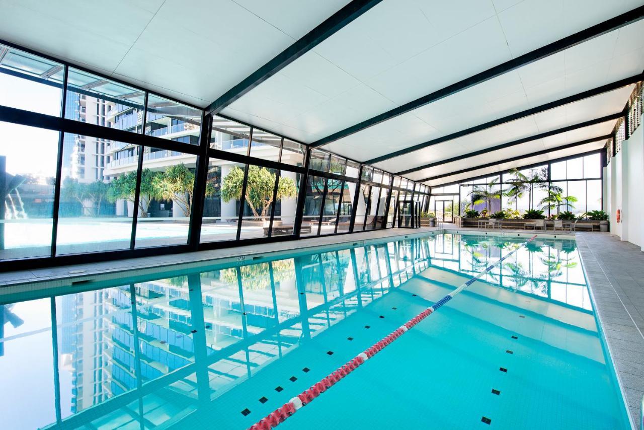 Circle On Cavill Surfers Paradise Apartments-Holiday Paradise Гоулд Коуст Екстериор снимка