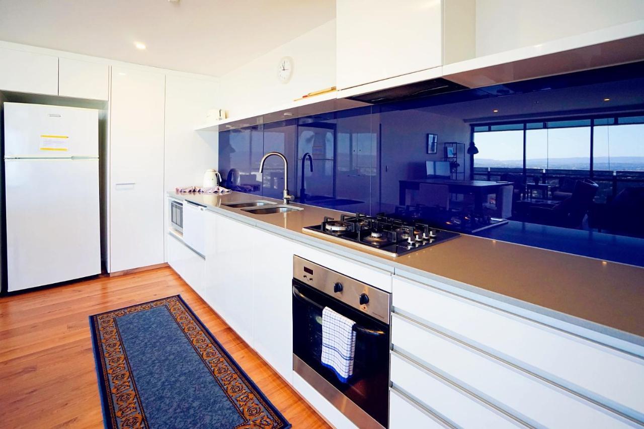 Circle On Cavill Surfers Paradise Apartments-Holiday Paradise Гоулд Коуст Екстериор снимка