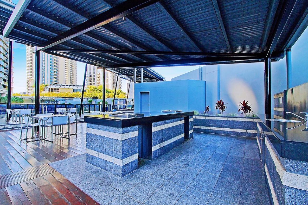 Circle On Cavill Surfers Paradise Apartments-Holiday Paradise Гоулд Коуст Екстериор снимка