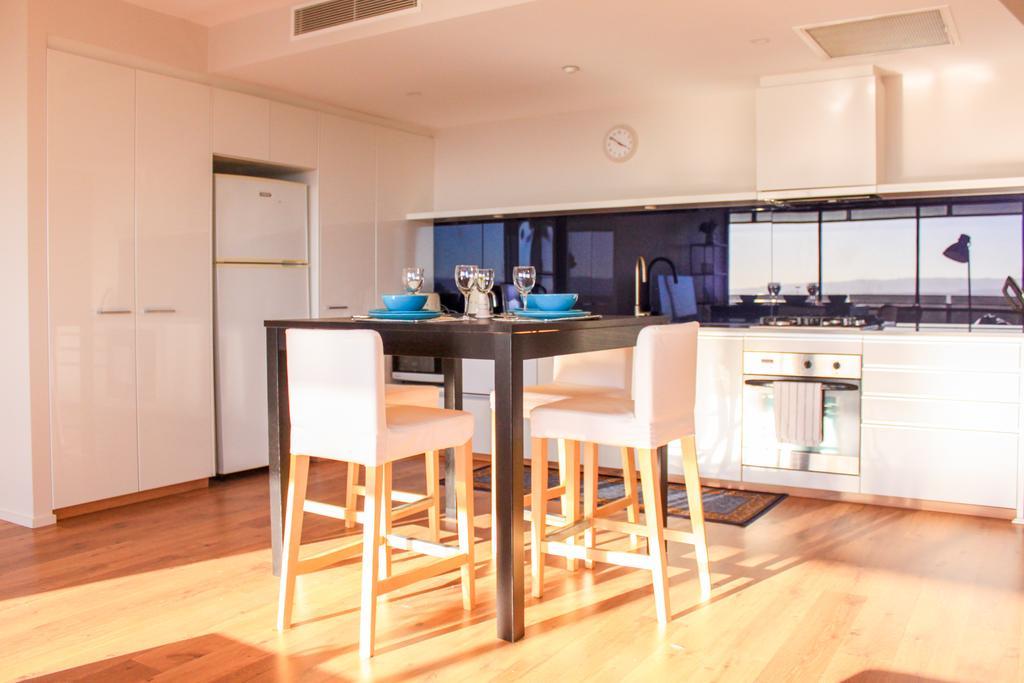 Circle On Cavill Surfers Paradise Apartments-Holiday Paradise Гоулд Коуст Екстериор снимка